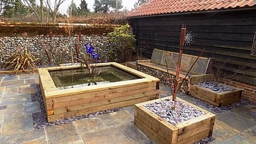 Courtyard contemporary courtyard design #raised pond