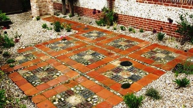 Reclaimed naterial patio reclaimed paving patio